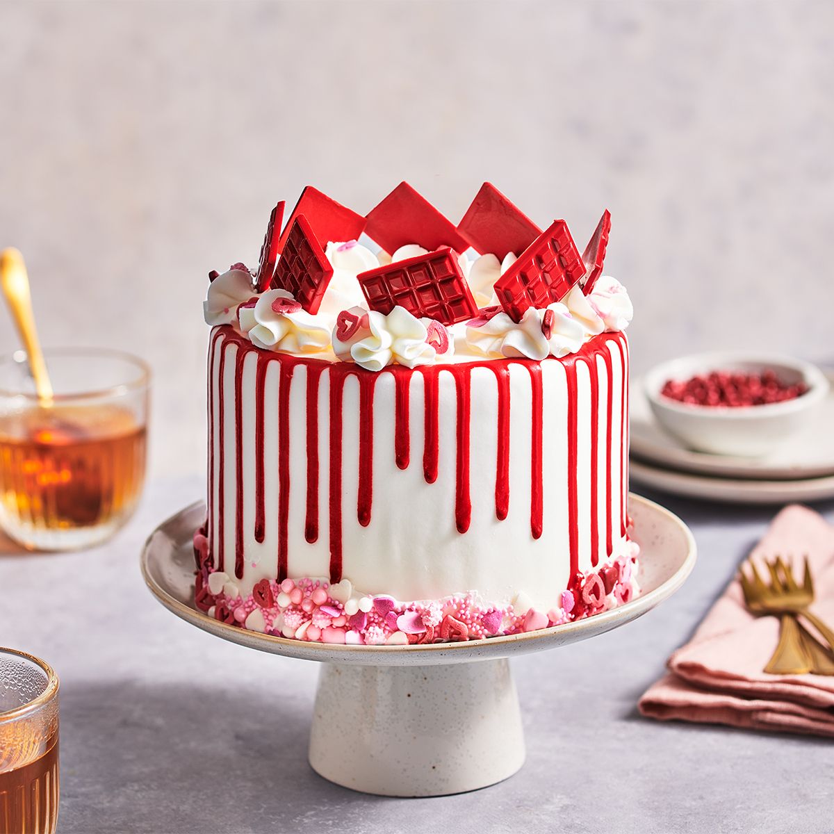 FUNCAKES CHOCO DRIP RED 180 G